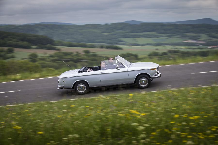  BMW 1600-2 Convertible by Karmann (E10) 1967 года  (фото 14 из 34)